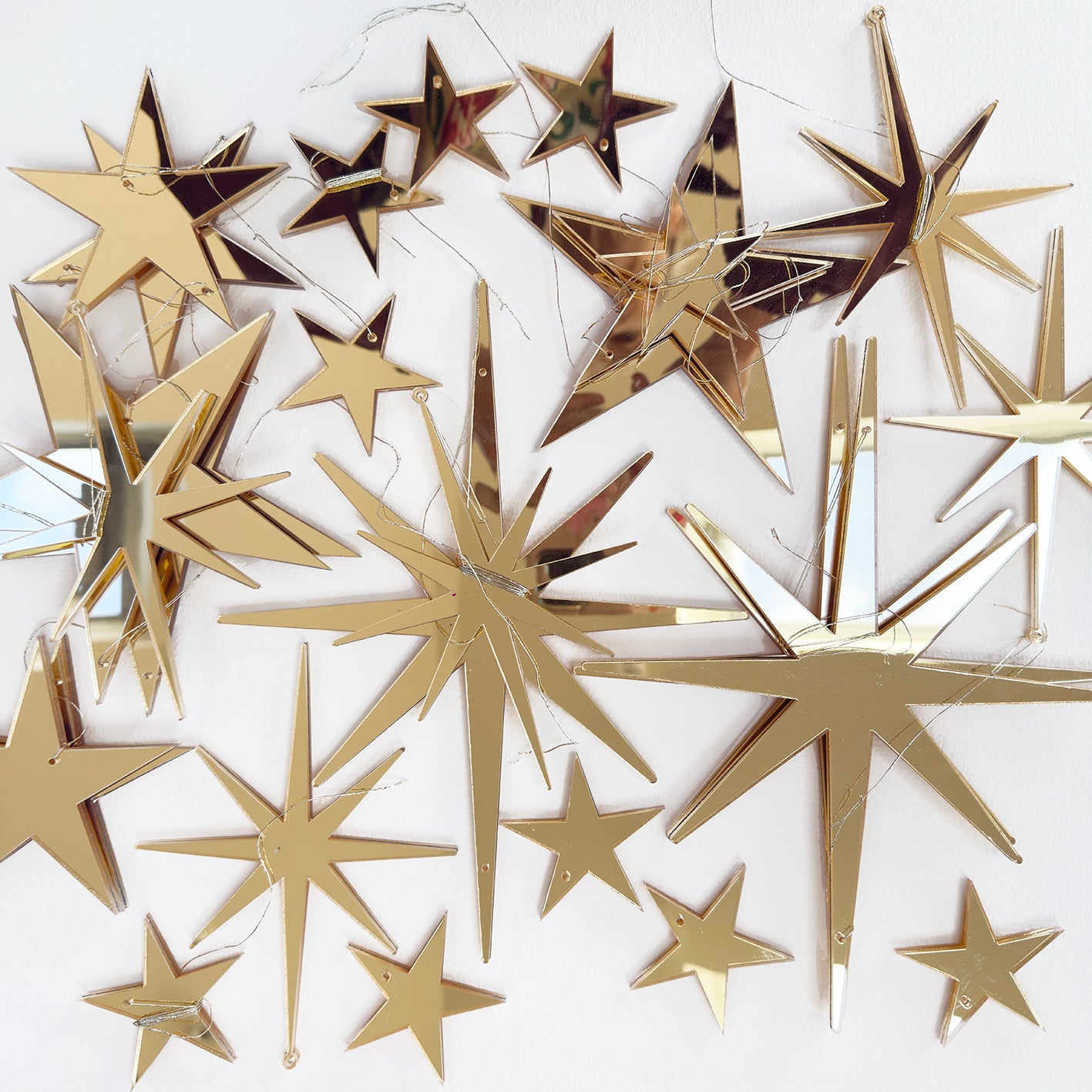 25 x Gold Acrylic Stars